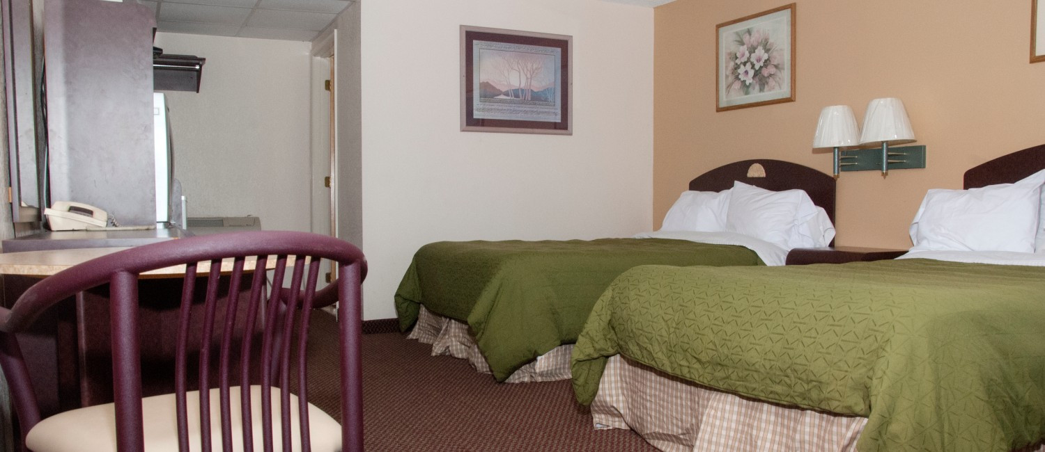 Check Out Images For White Gables Motel